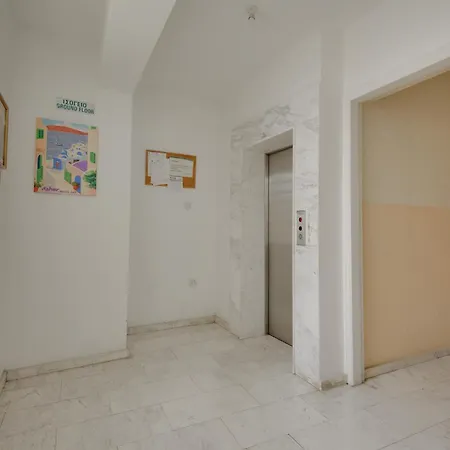 شقة Penthouse The 'veranda' Elena Court *
