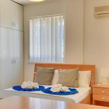 Apartman Penthouse The 'veranda' Elena Court
