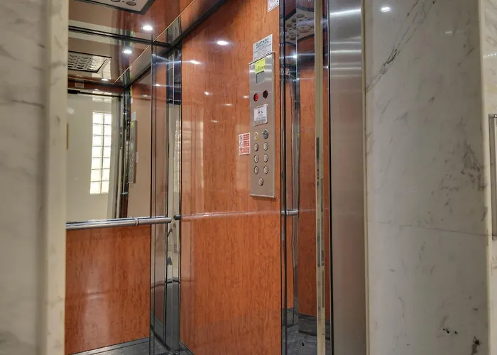 Lejlighed Penthouse The 'veranda' Elena Court *