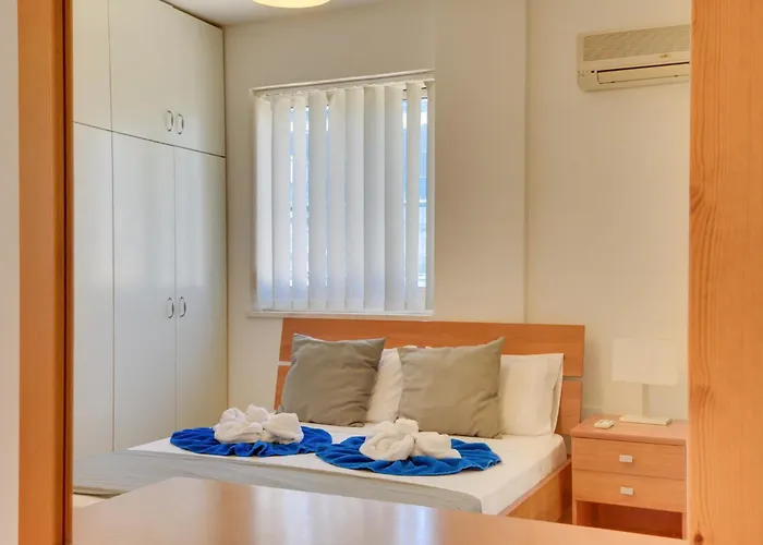 Apartmán Penthouse The 'veranda' Elena Court