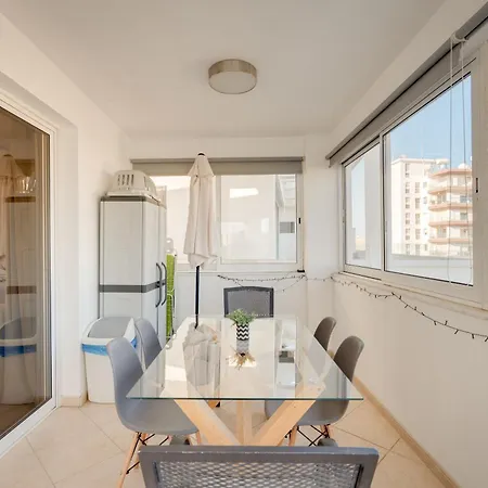 Lägenhet Penthouse The 'veranda' Elena Court